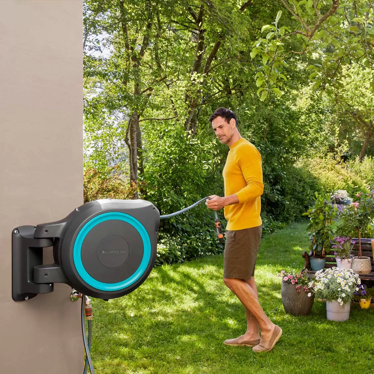 Gardena Wall-Mounted 35m (114.8ft) Hose Box with Automatic Roll-Up