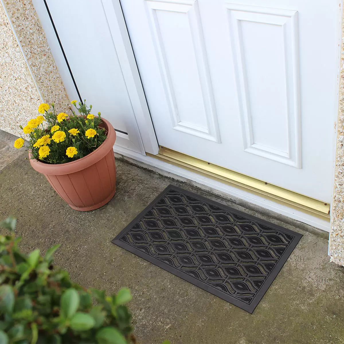 JVL Elipses Eyes Rubber Door Mat, 40 x 70 cm