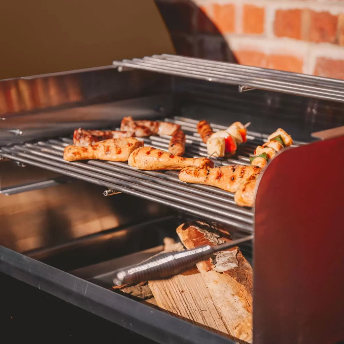 Alpha Pro Grande Fumoso Wood-Fired Pizza Oven and BBQ Grill Bundle