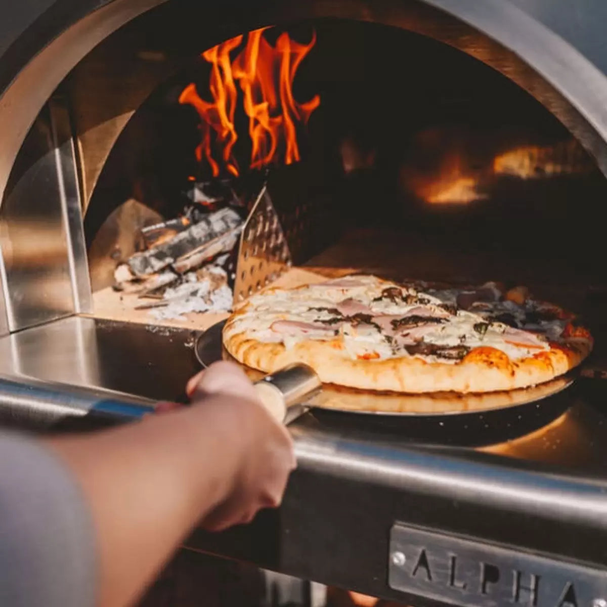 Alpha Pro Grande Fumoso Wood-Fired Pizza Oven and BBQ Grill Bundle