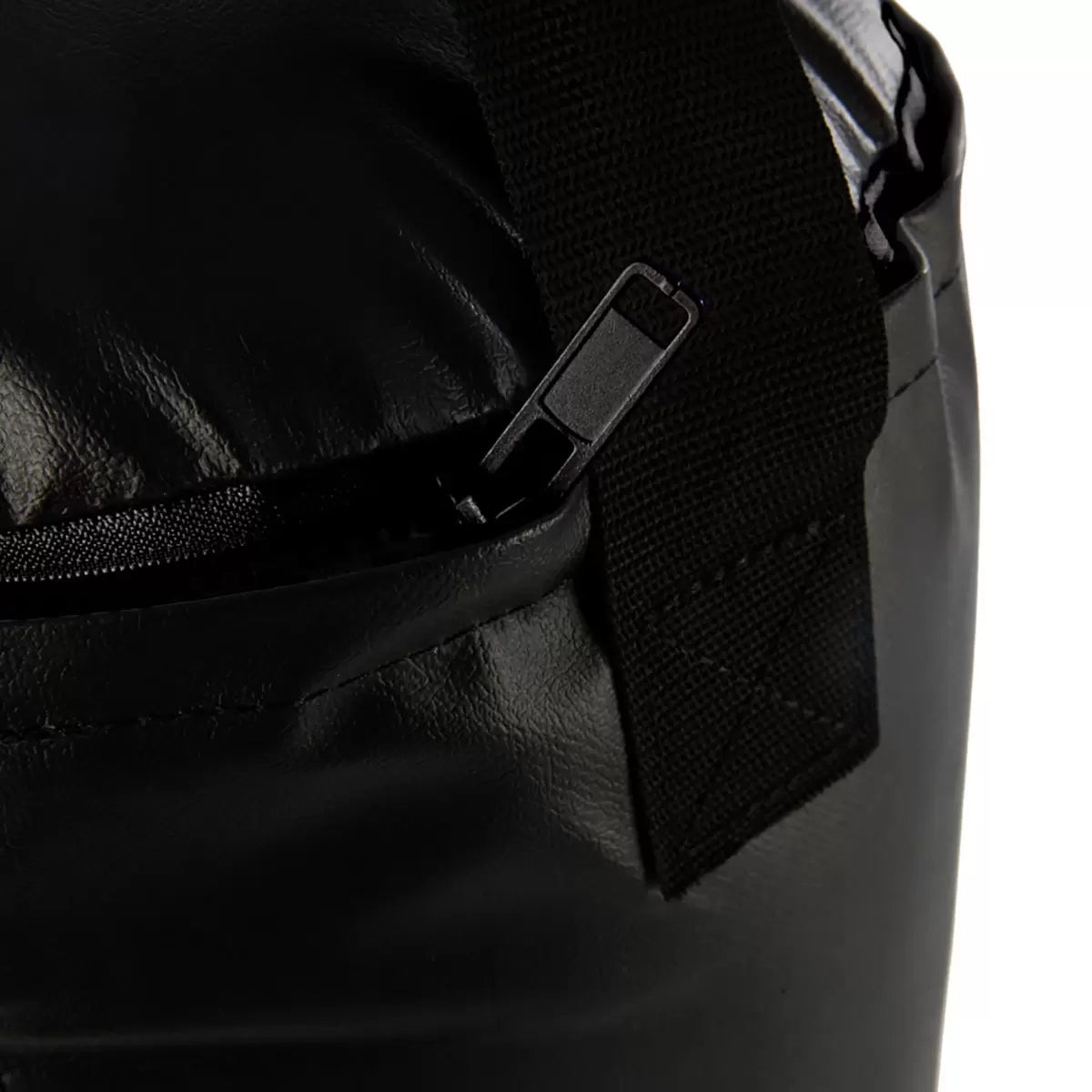 UFC MMA Punch Bag 25kg or White