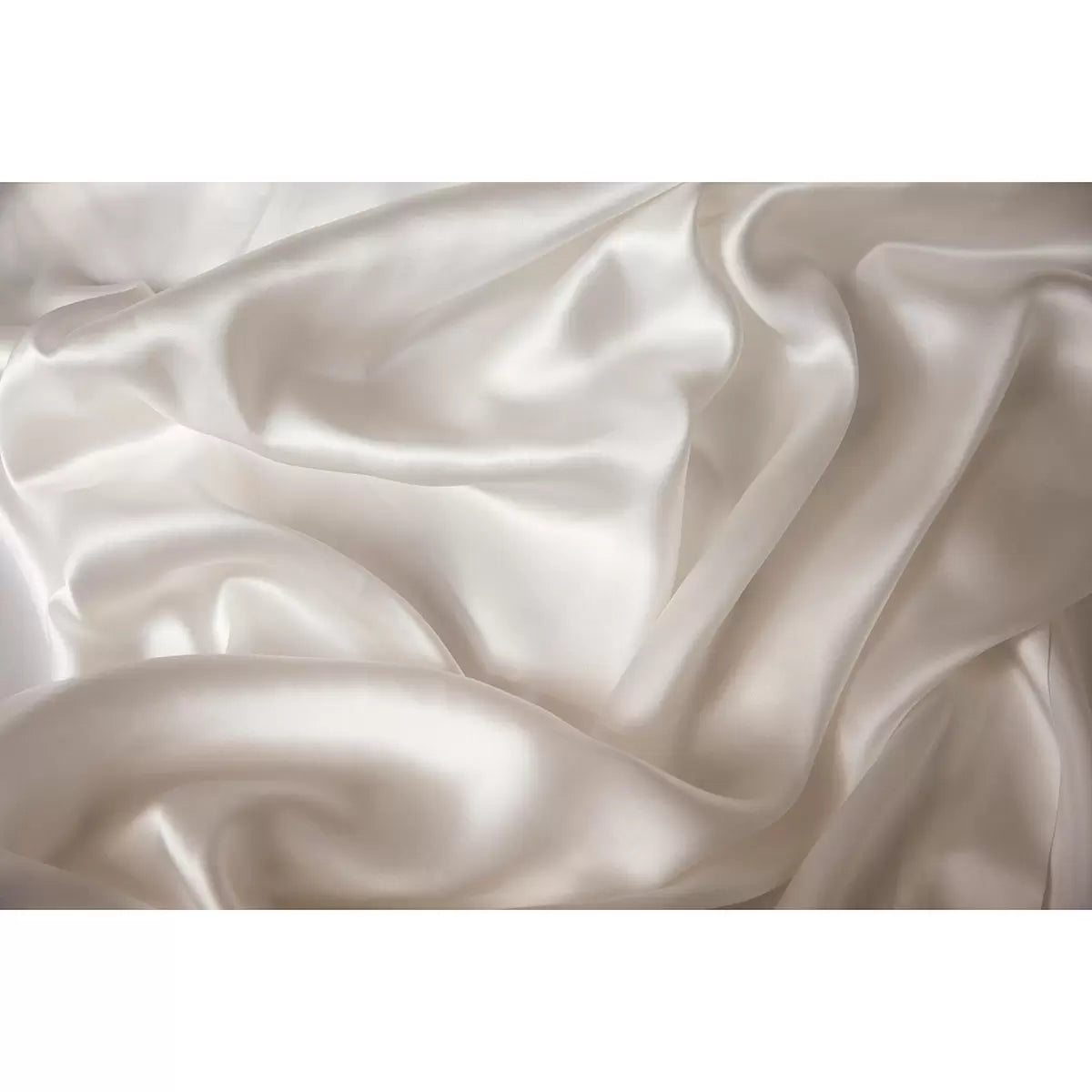 Belledorm 100% Mulberry Silk Ivory Fitted Sheet in 3 Sizes