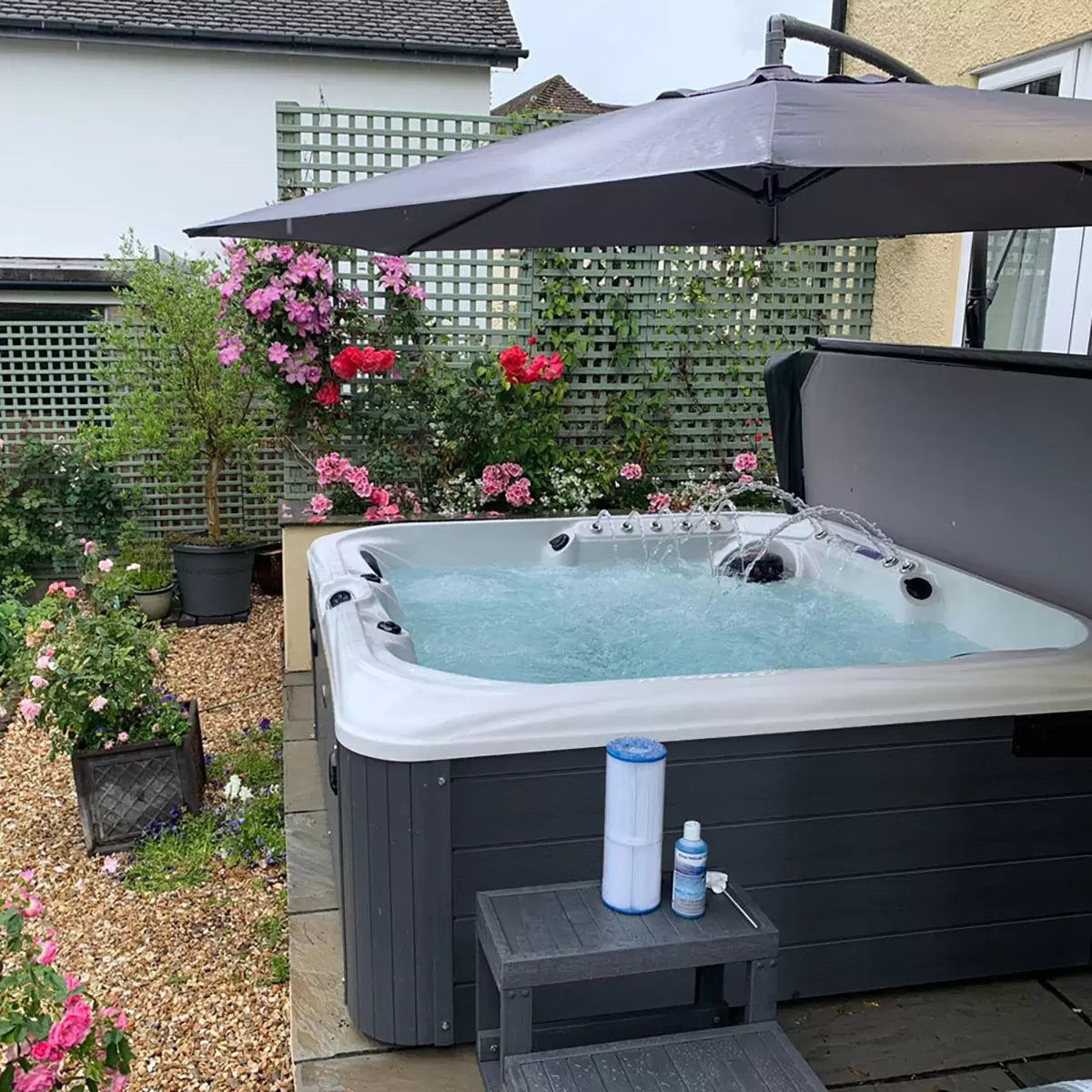 Blue Whale Spa San Julien 89-Jet 5 Person Hot Tub - Delivered and Installed, view 10