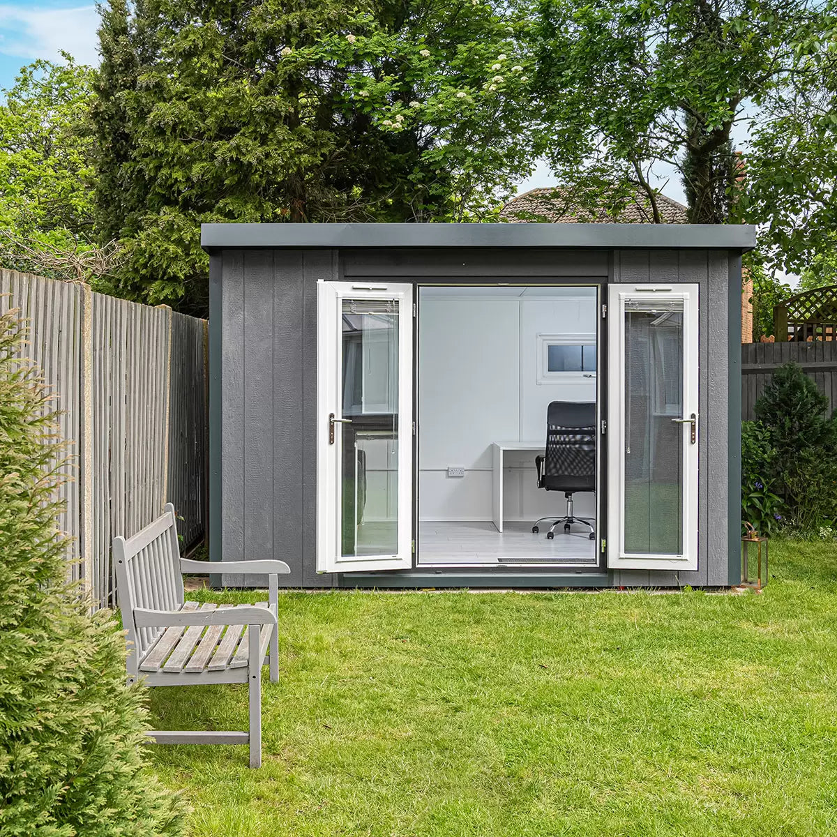 Installed Garden Room, Medium Sizes, Basebox Plus by Green Retreats (up to 28m²)