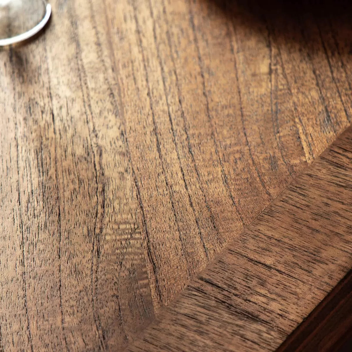 Gallery Highgrove Extending Dining Table, Seats 6-8