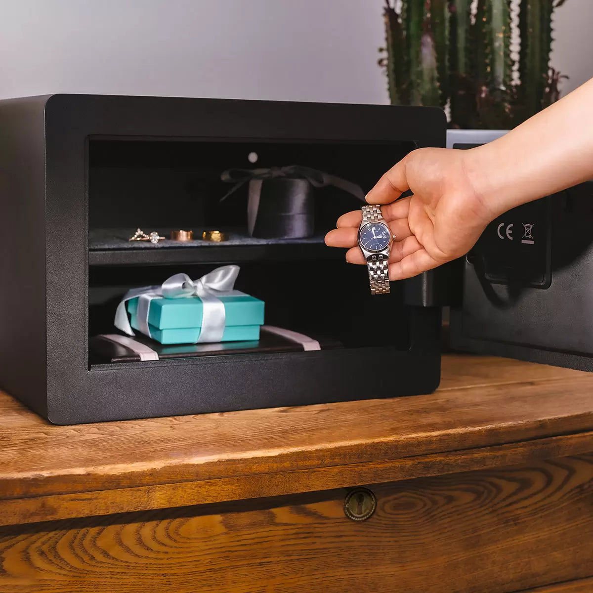 Yale Smart Ready Safe with Connect Kit YSS/250/EB1-OR