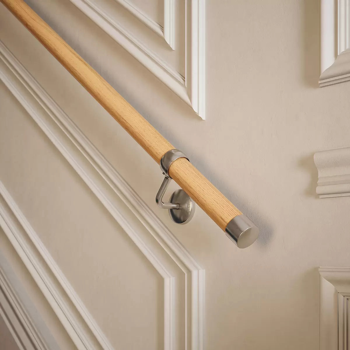 Rothley Oak Wood Finish 3600m Hand Rail Kit