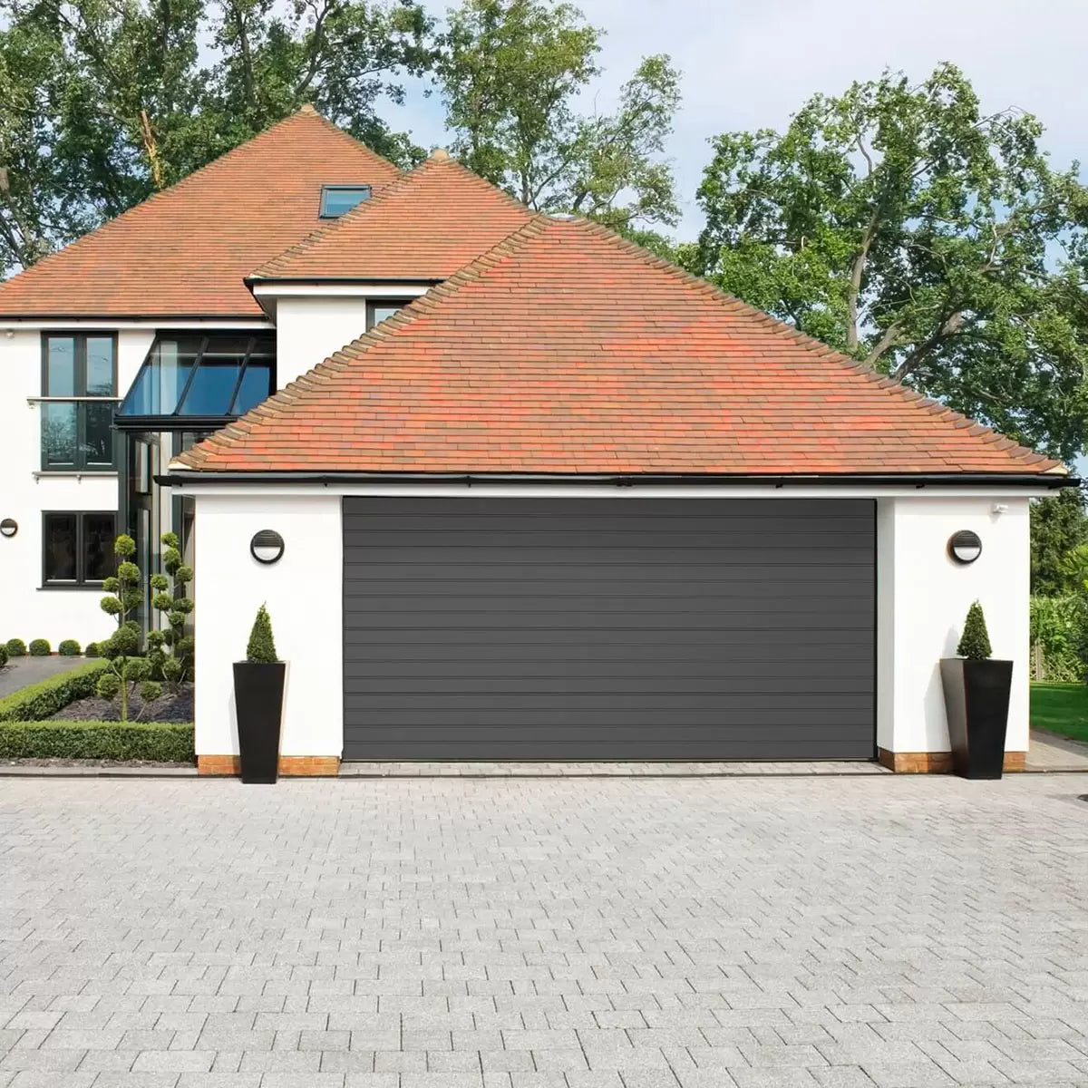 Cardale Rib Horizontal Sectional ISO20 Door with Installation up to 2.286 metres