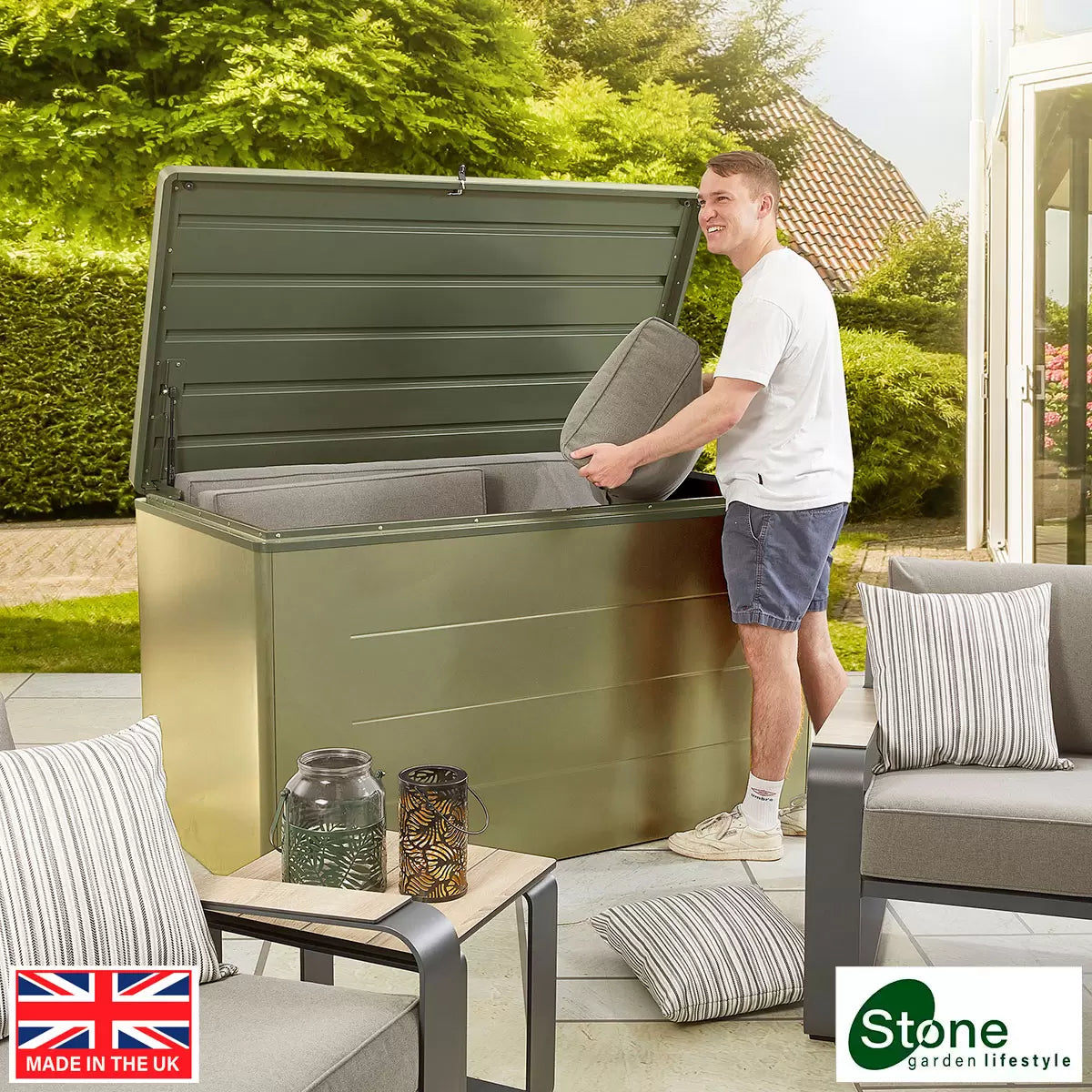 Stone Garden 5ft 3" x 2ft 10" (1.61 x 0.87m) 1, 200 Litre Steel Deck Box in 2
