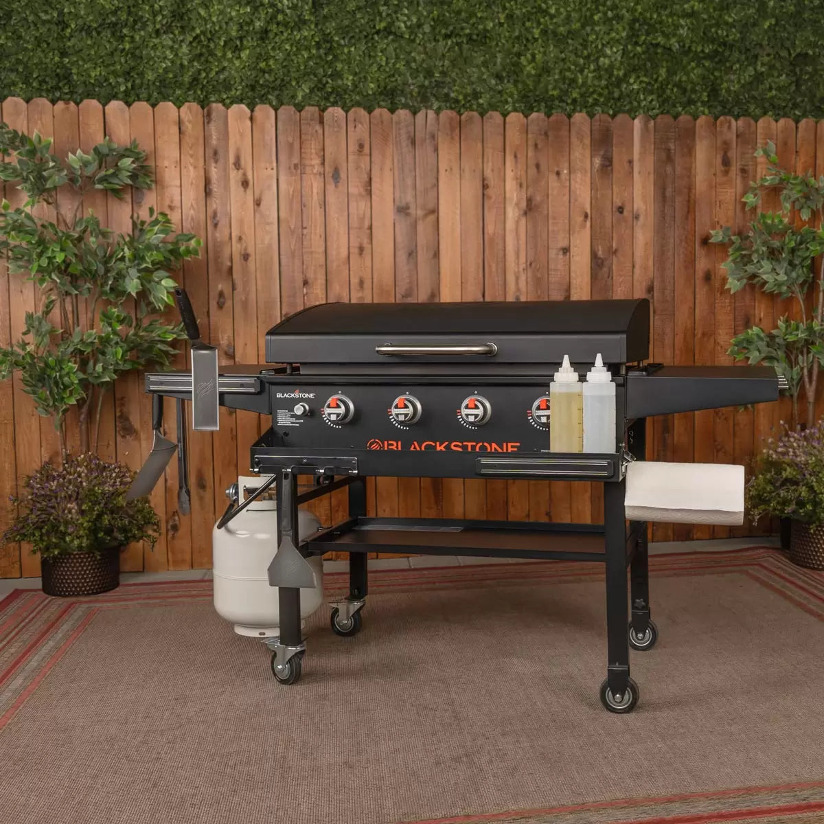 Blackstone 36" Griddle Gas Barbecue with Hood & Front Shelf, view 5