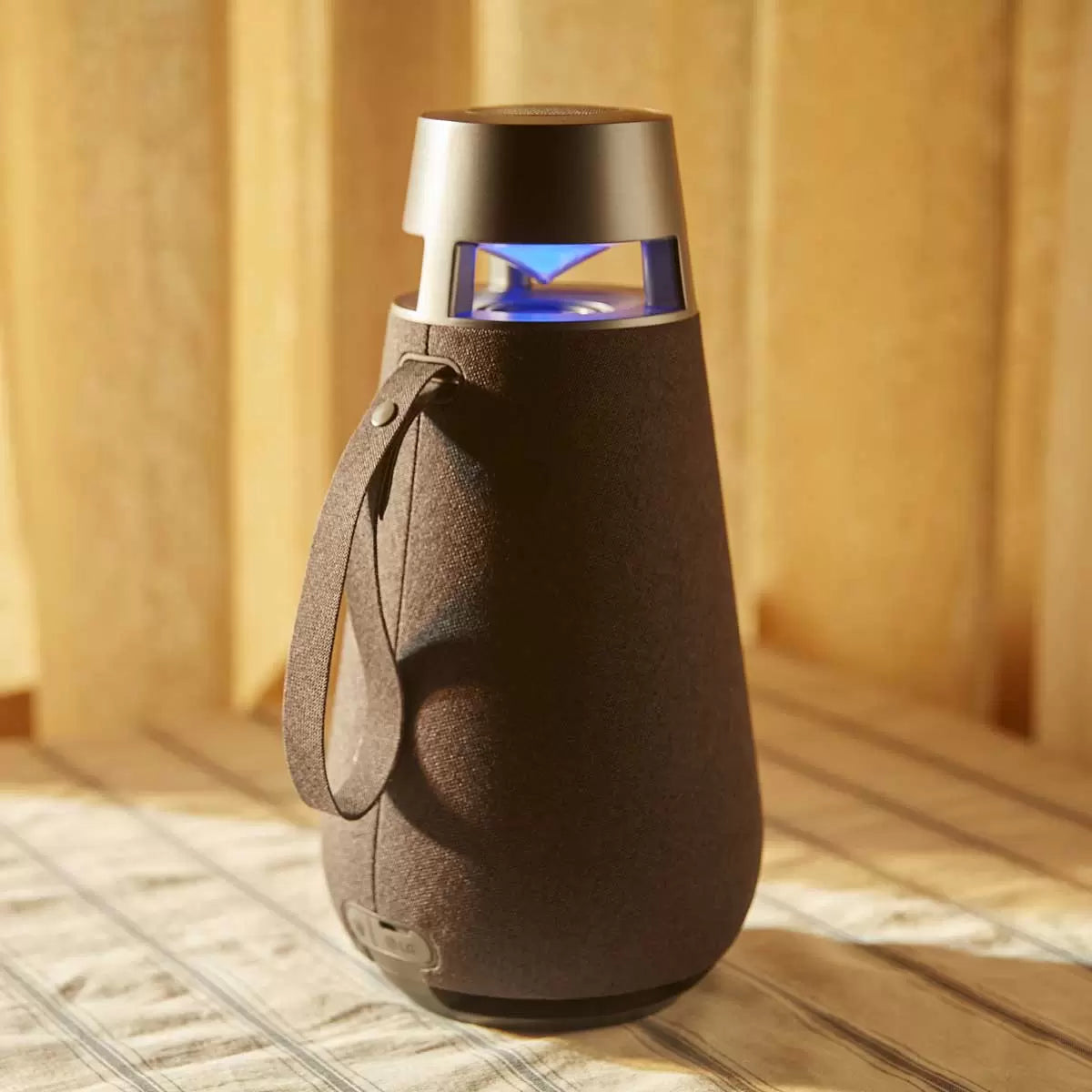 LG XO3 XBOOM 360 Portable Bluetooth Speaker, view 4