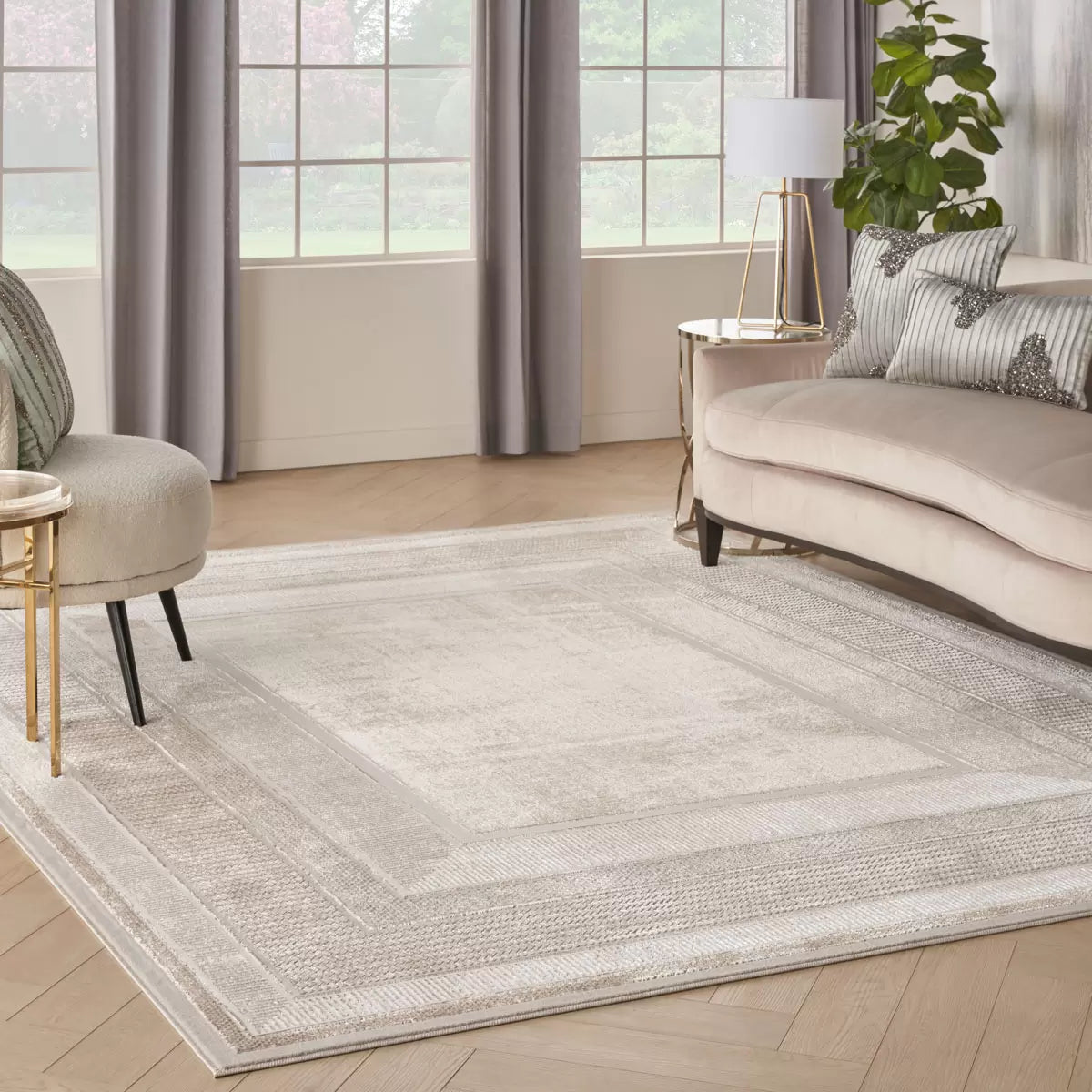 Glitz Ivory Border Rug, 160 x 220 cm
