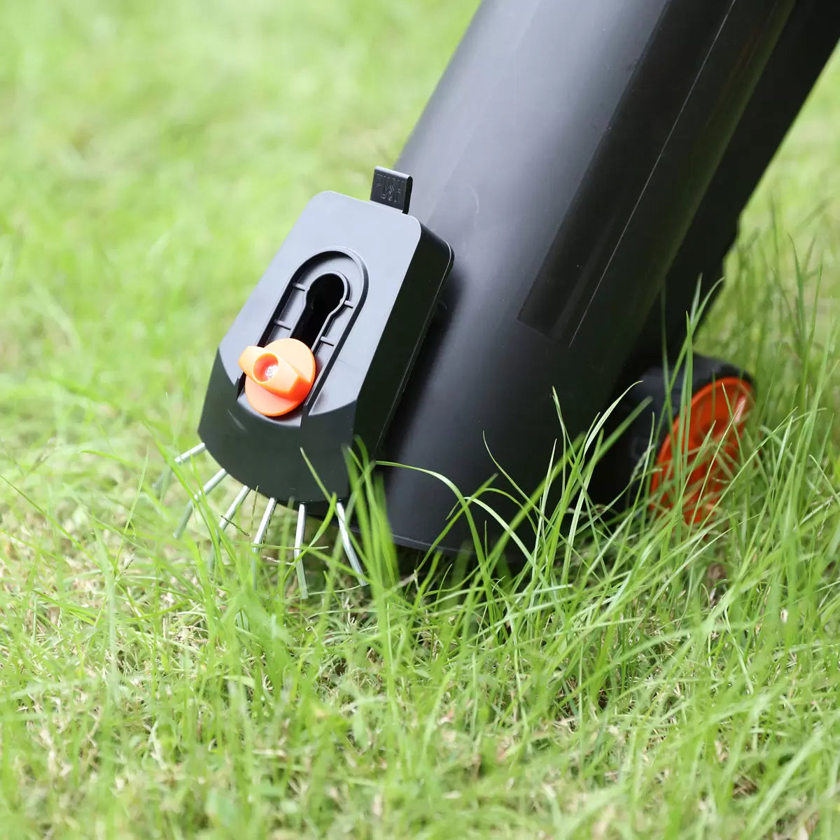 Yard Force 40V Blower Vacuum + 2 x 20V (4Ah) Battery & Twin Charger Bundle