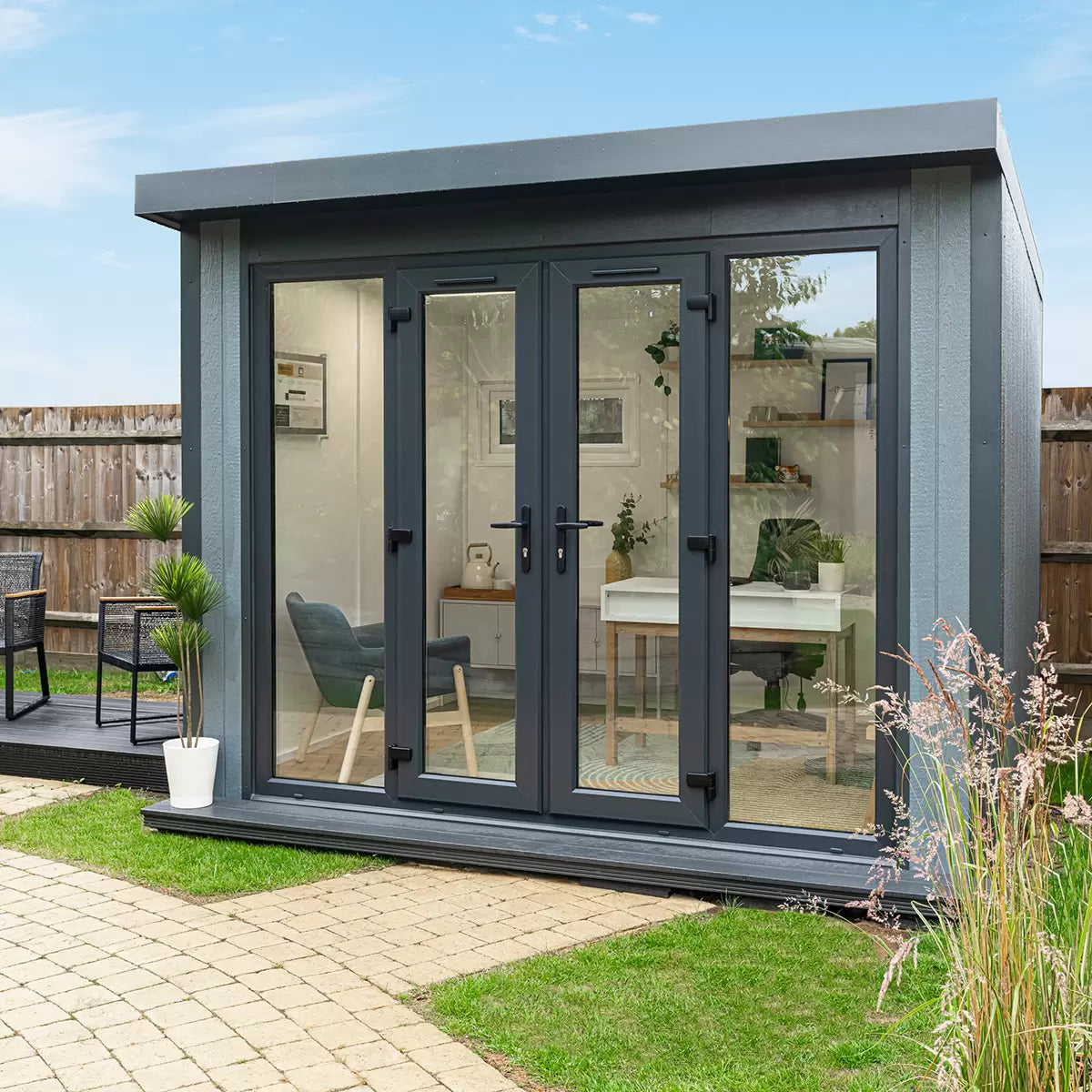 Installed Garden Room, Small Sizes, Basebox by Green Retreats (up to 11m²)