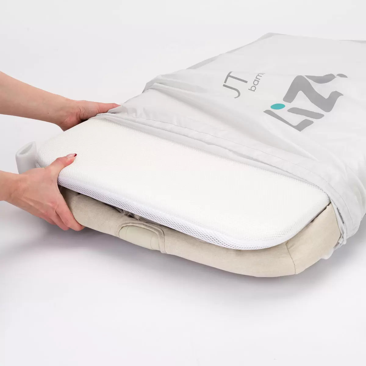 Tutti Bambini ZiZee Breathable Rocking Crib, Walnut & Ecru