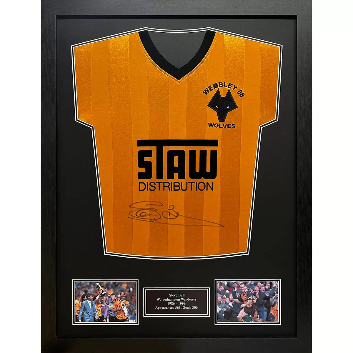 Steve Bull Signed Framed Wolverhampton Wanderers Football Shirt