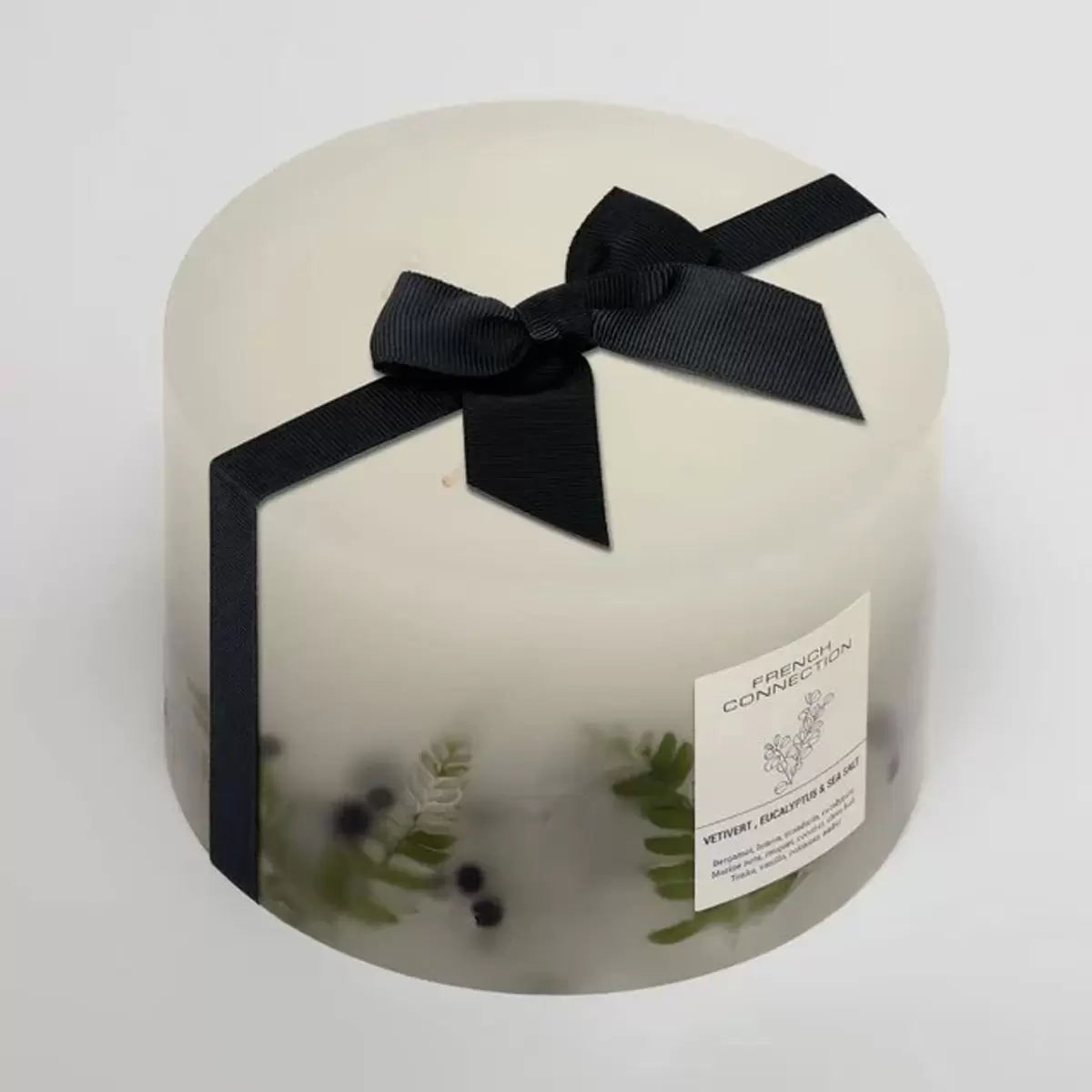 French Connection Botanical 1.5kg Candle in 2 Fragrances, view 6