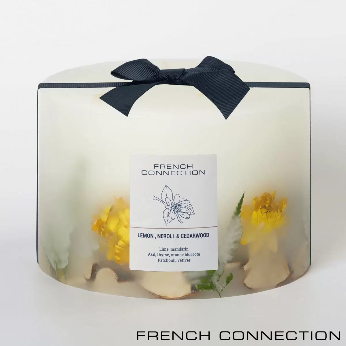 French Connection Botanical 1.5kg Candle in 2 Fragrances, view 9