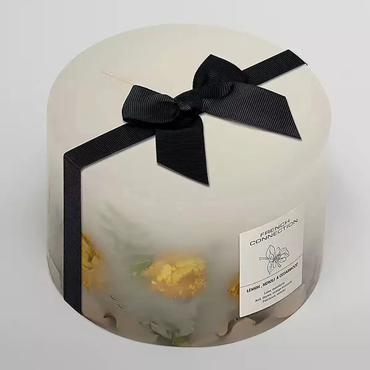 French Connection Botanical 1.5kg Candle in 2 Fragrances, view 10