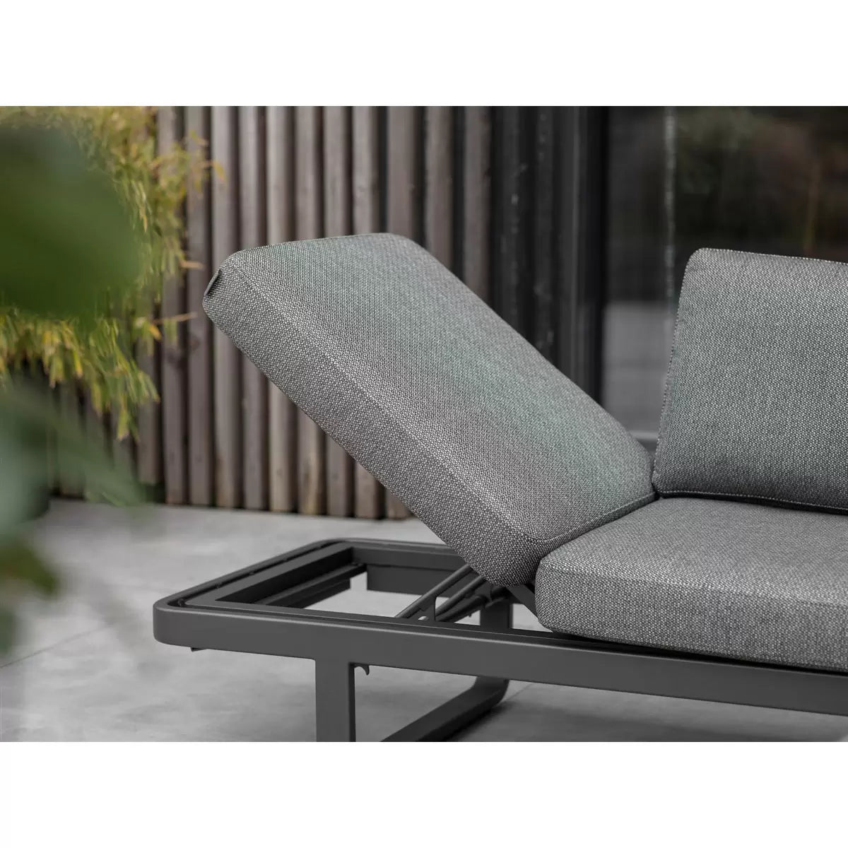 Bramblecrest Montpellier Modular Corner Sofa Patio Set with Side & Coffee Tables
