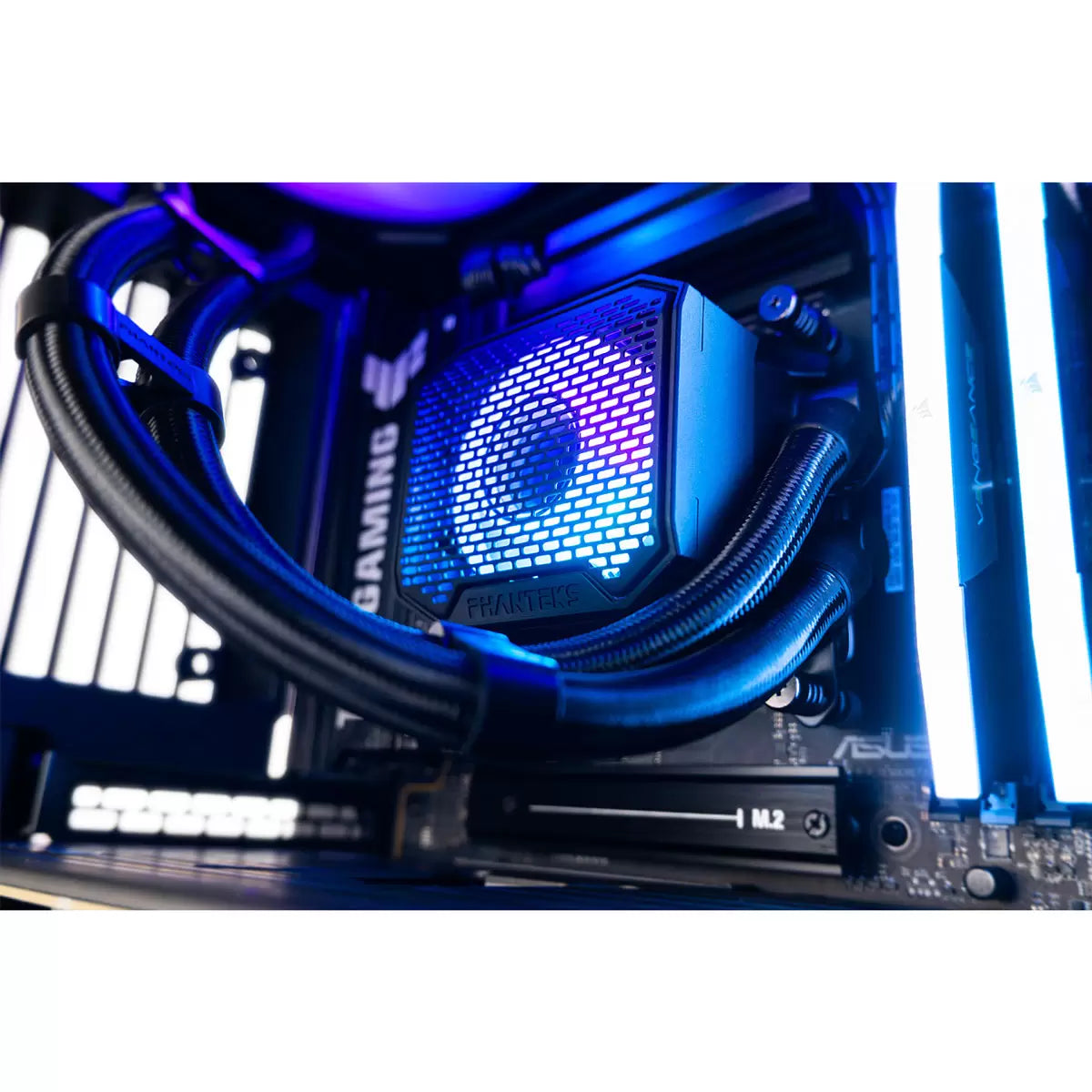 AWD-IT Evolution 9, AMD Ryzen 7, 64GB RAM, 2TB SSD, NVIDIA GeForce RTX 5090