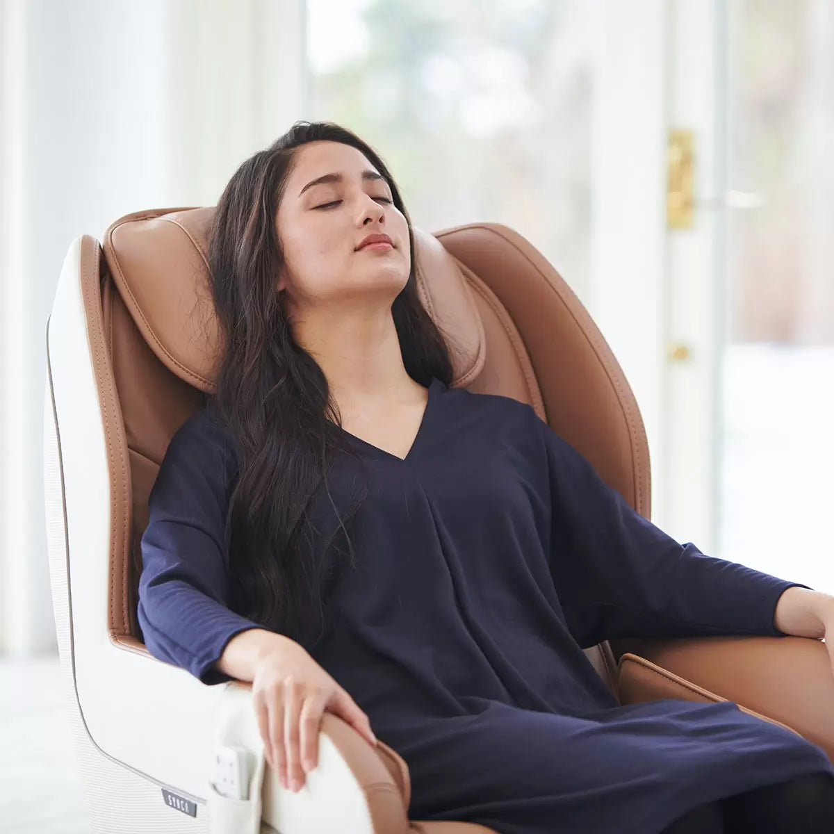 SYNCA Circ+ Massage Chair