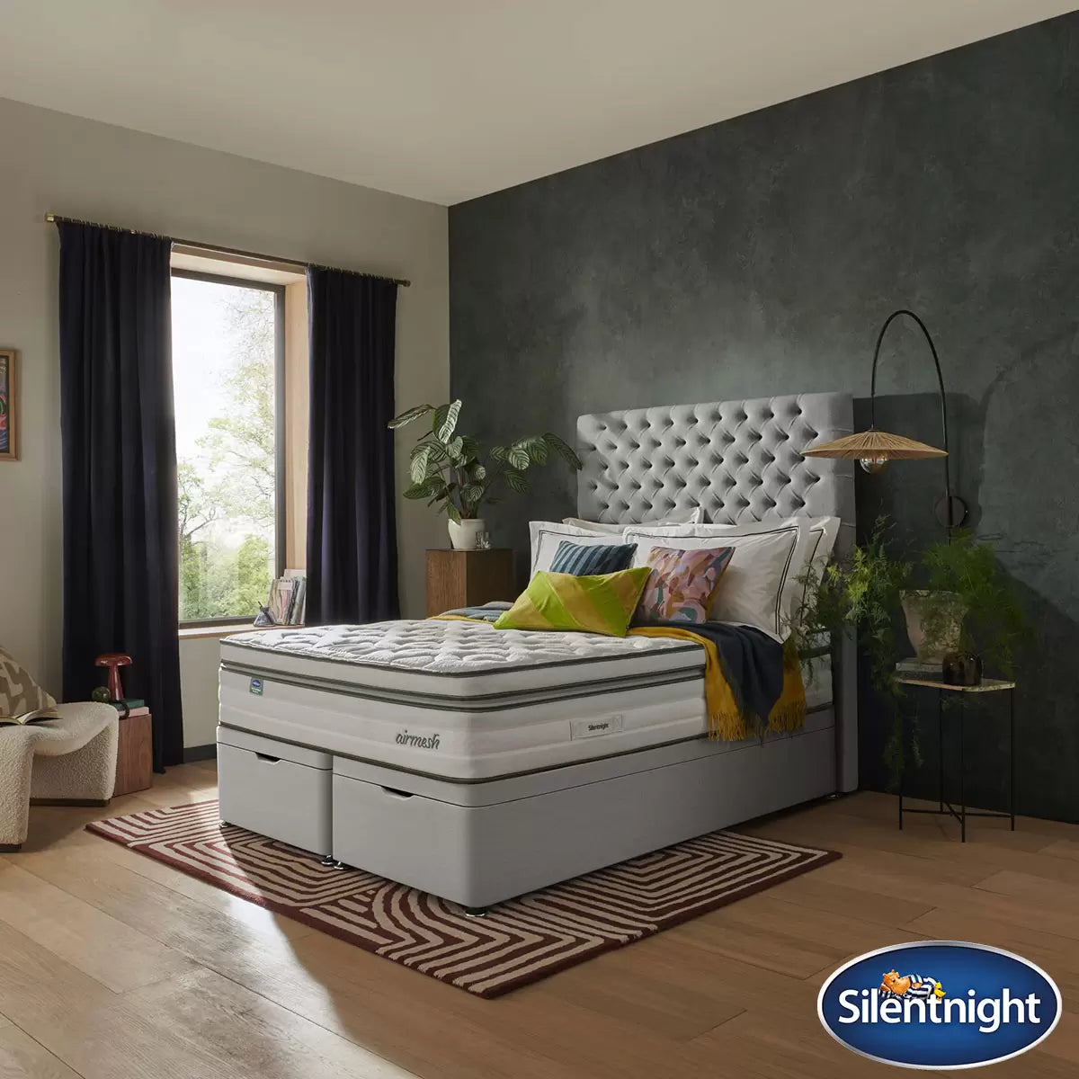 Silentnight AirMesh® 3000 Pocket Boxtop Mattress & Slate Grey Full Ottoman Divan