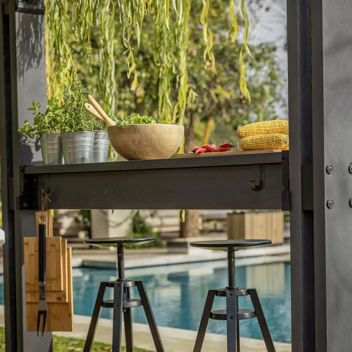 Keter Grill Gazebo 8ft 1" x 6ft 7" (2.47 x 2m)