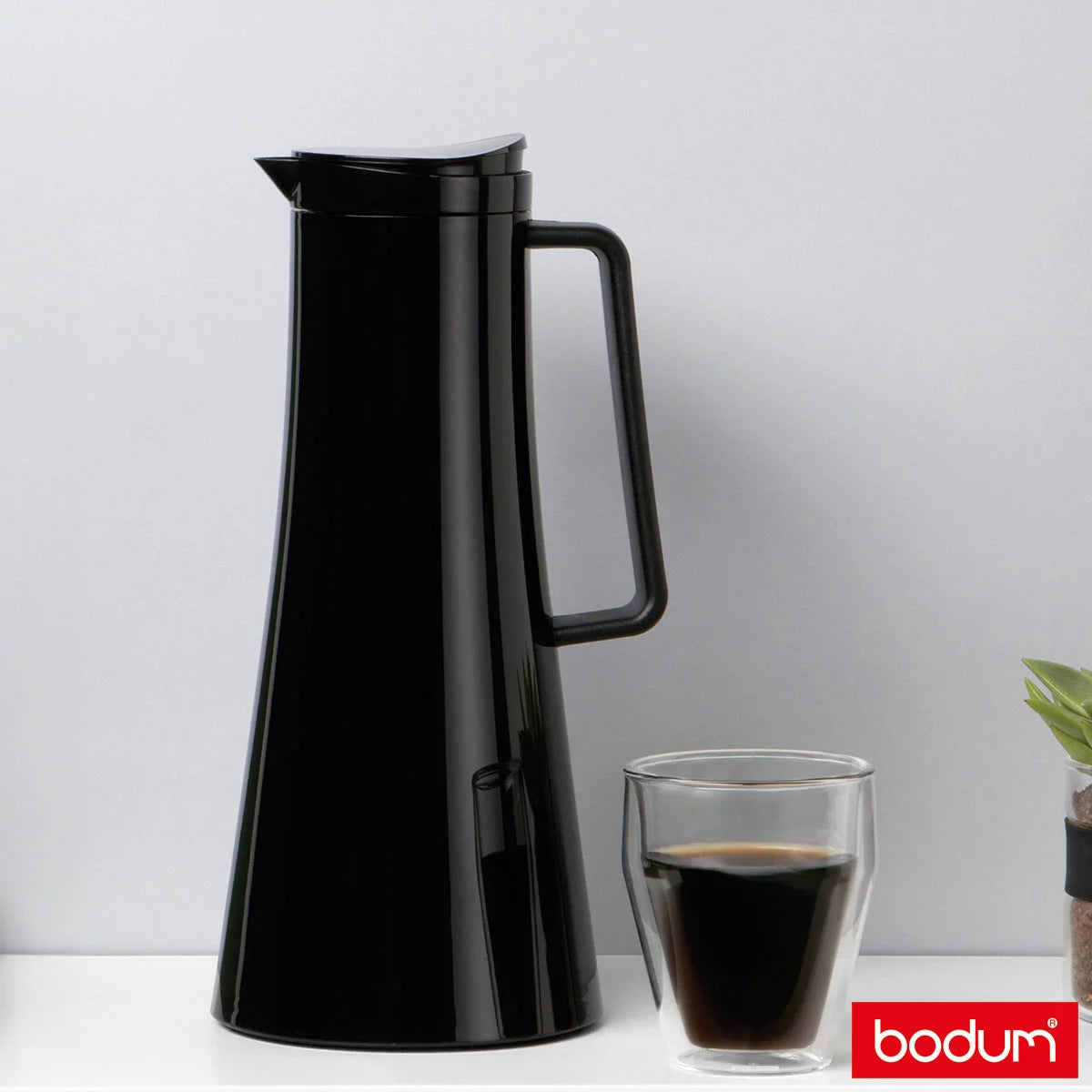 Bodum Thermo Jug, 1.1L in Two Colours