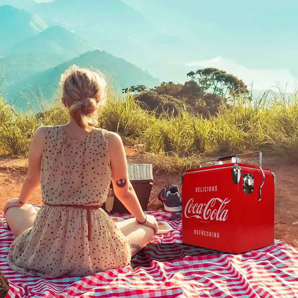 Coca-Cola 13L Stainless Steel Ice Chest with Bottle Opener 18 Can