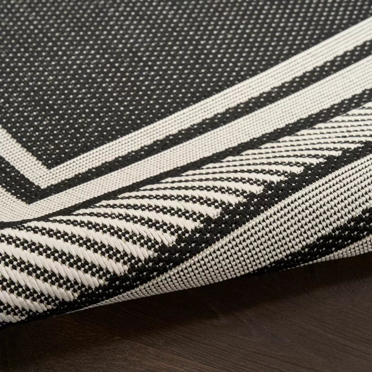 Nourison Horizon Border Black Indoor Outdoor Rug, in 2 Sizes