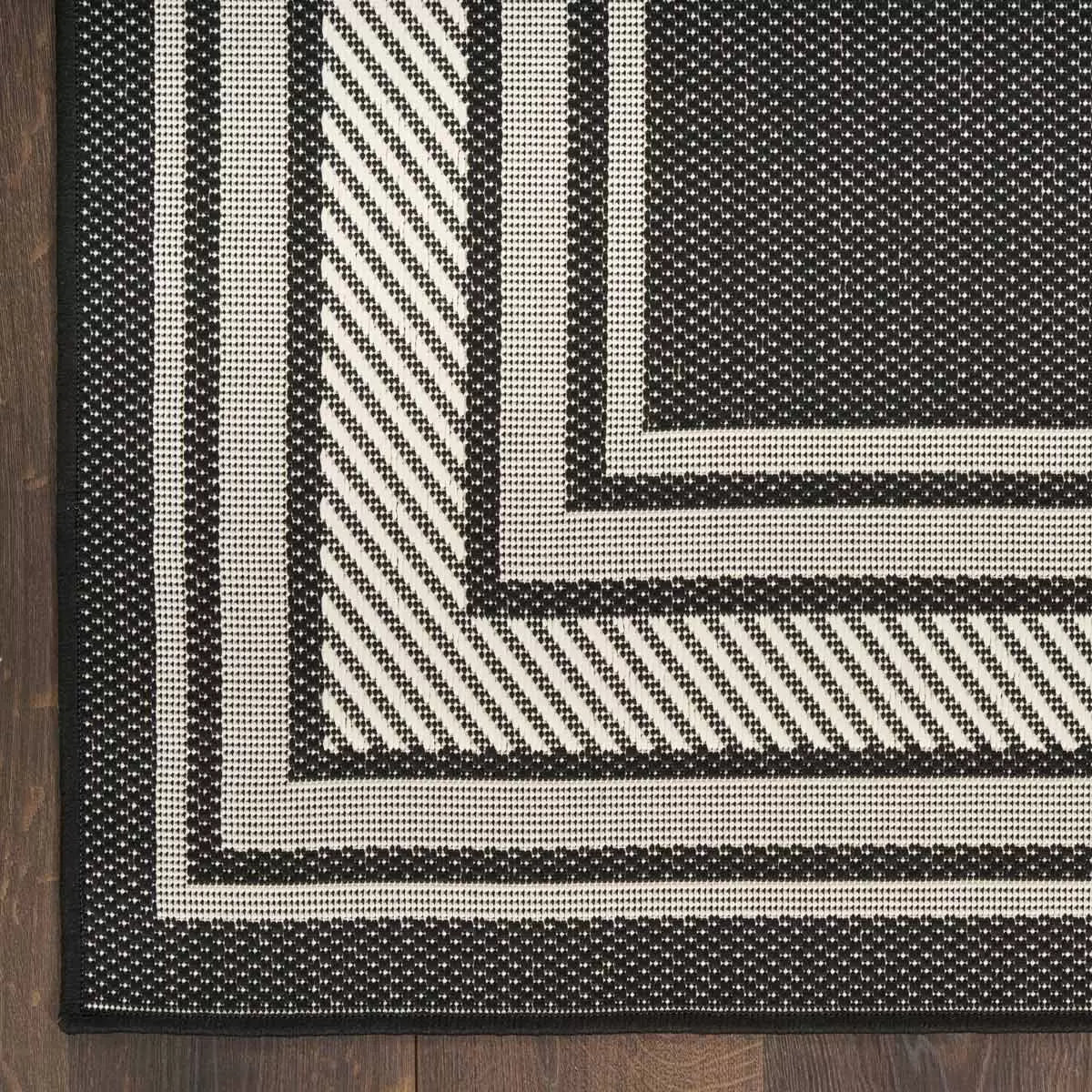 Nourison Horizon Border Black Indoor Outdoor Rug, in 2 Sizes