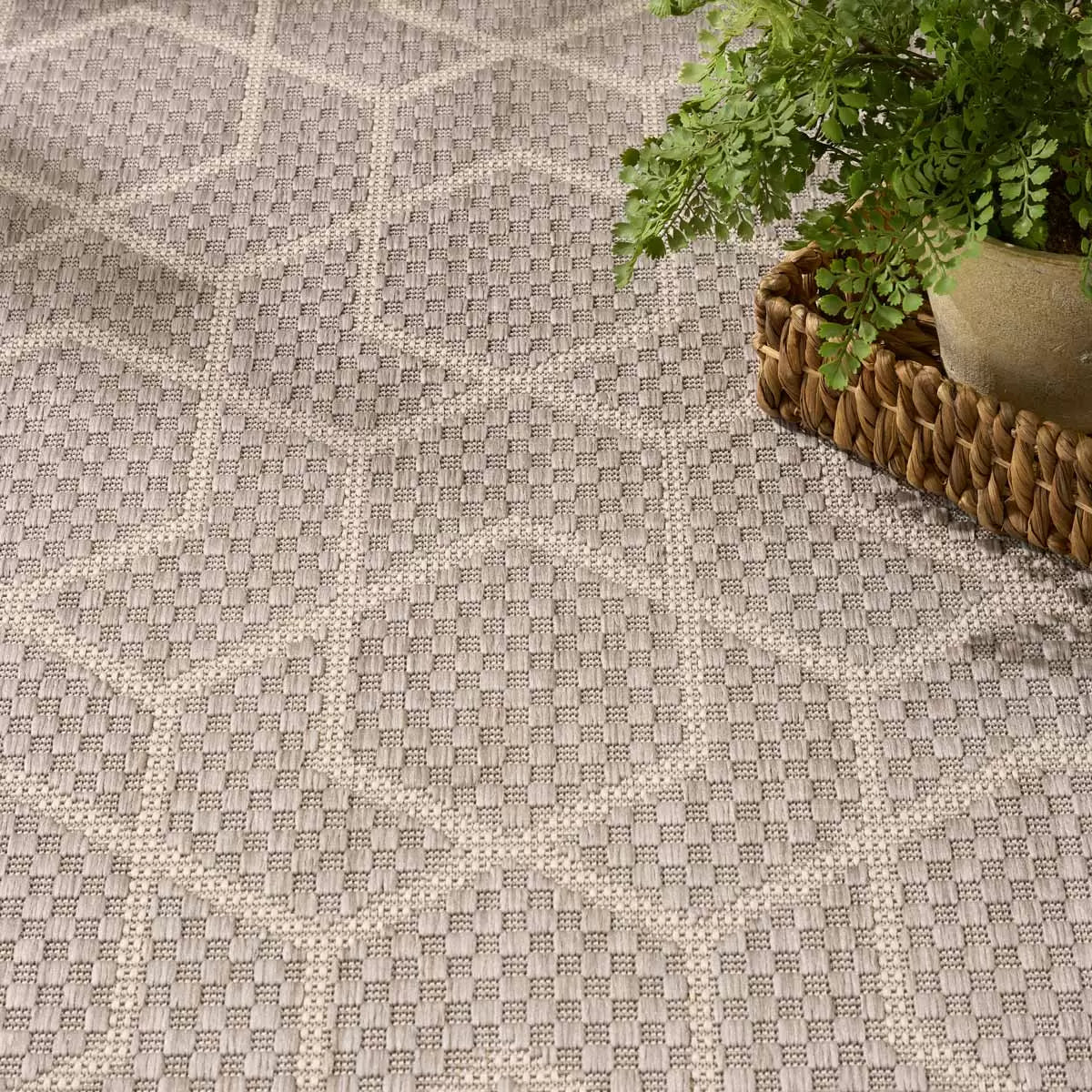 Nourison Horizon Geometric Grey Indoor Outdoor Rug, in 2 Sizes