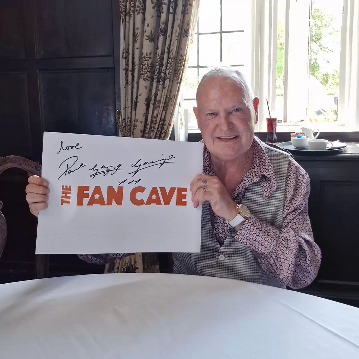 Paul Gascoigne Signed Framed England Football Shirt in 2 Options: White or Black Mount, view 8