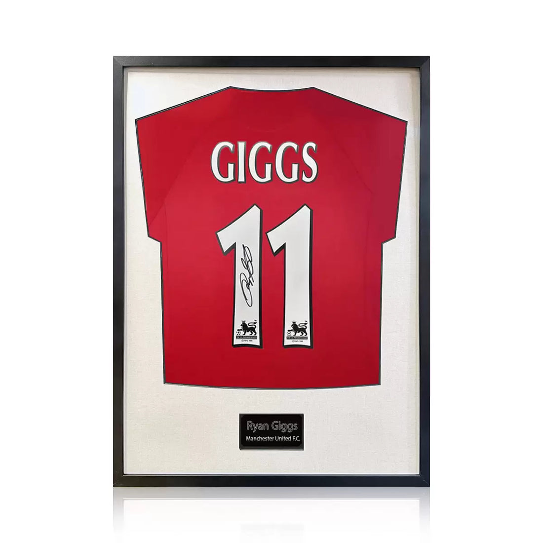Ryan Giggs Signed Framed Manchester United Football Shirt in 2 Options: White or