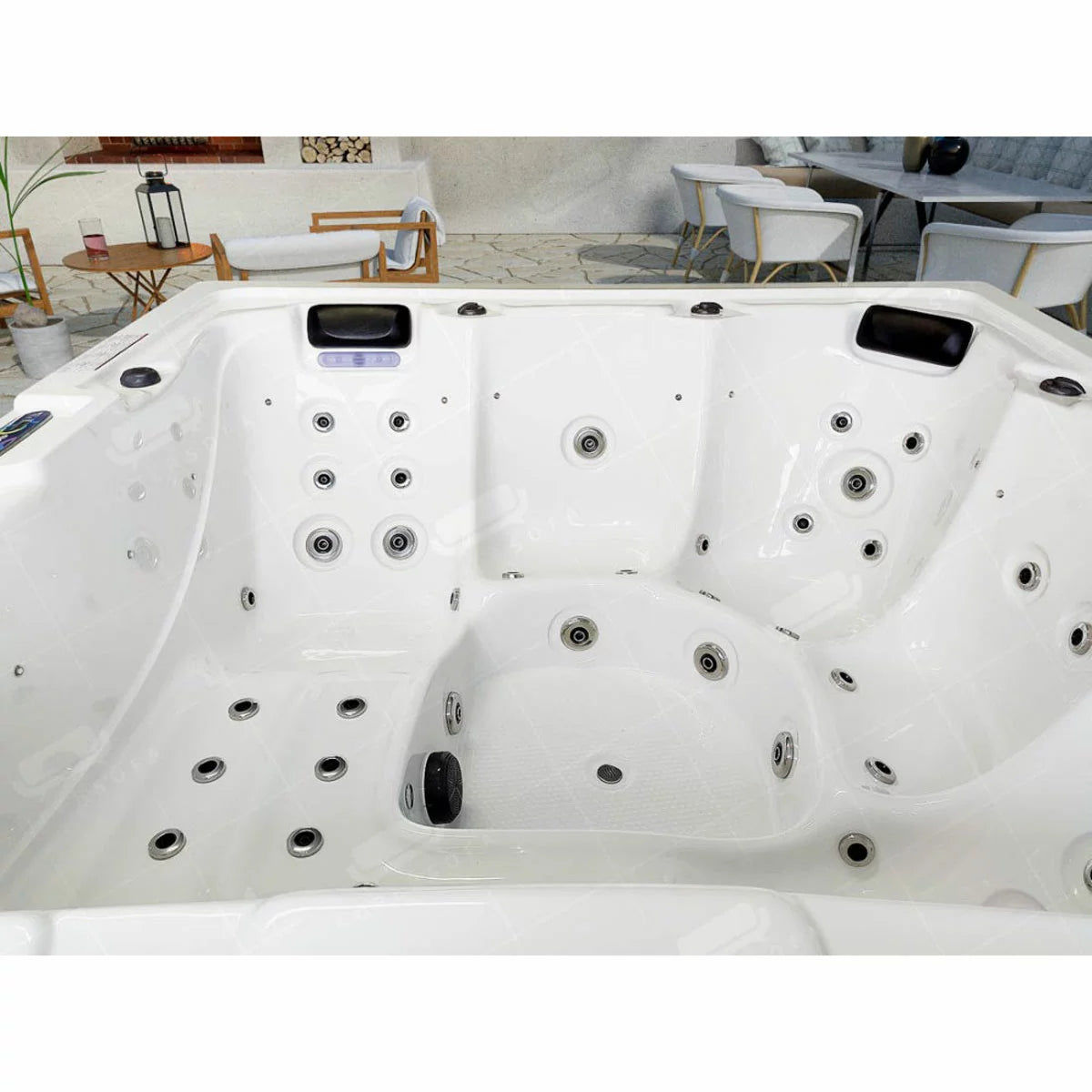 Portcril Emotion 5.2 51-Jet 5 Person Hot Tub - Delivered and Installed