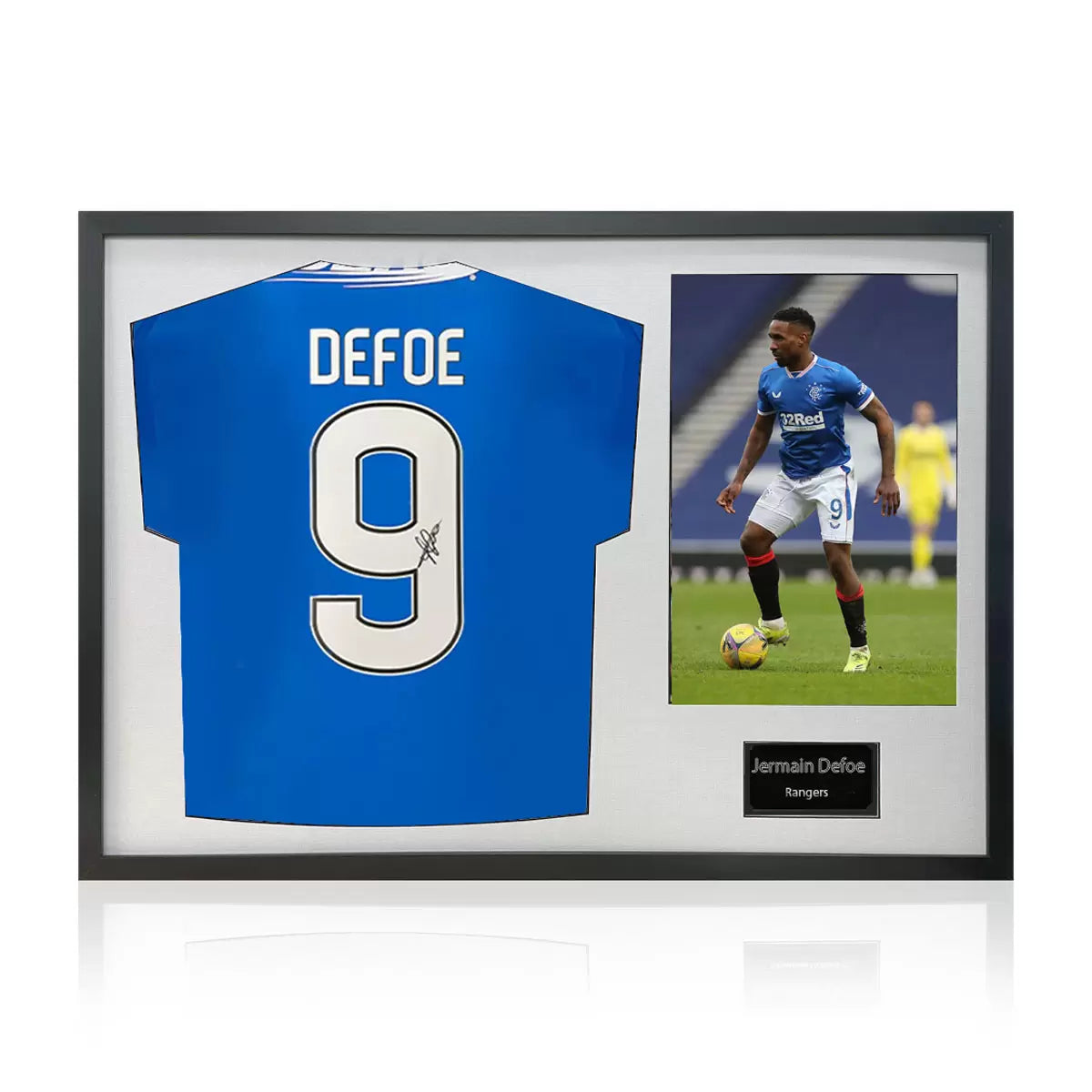 Jermain Defoe Signed Framed Rangers Football Shirt including 1 Photo in 2