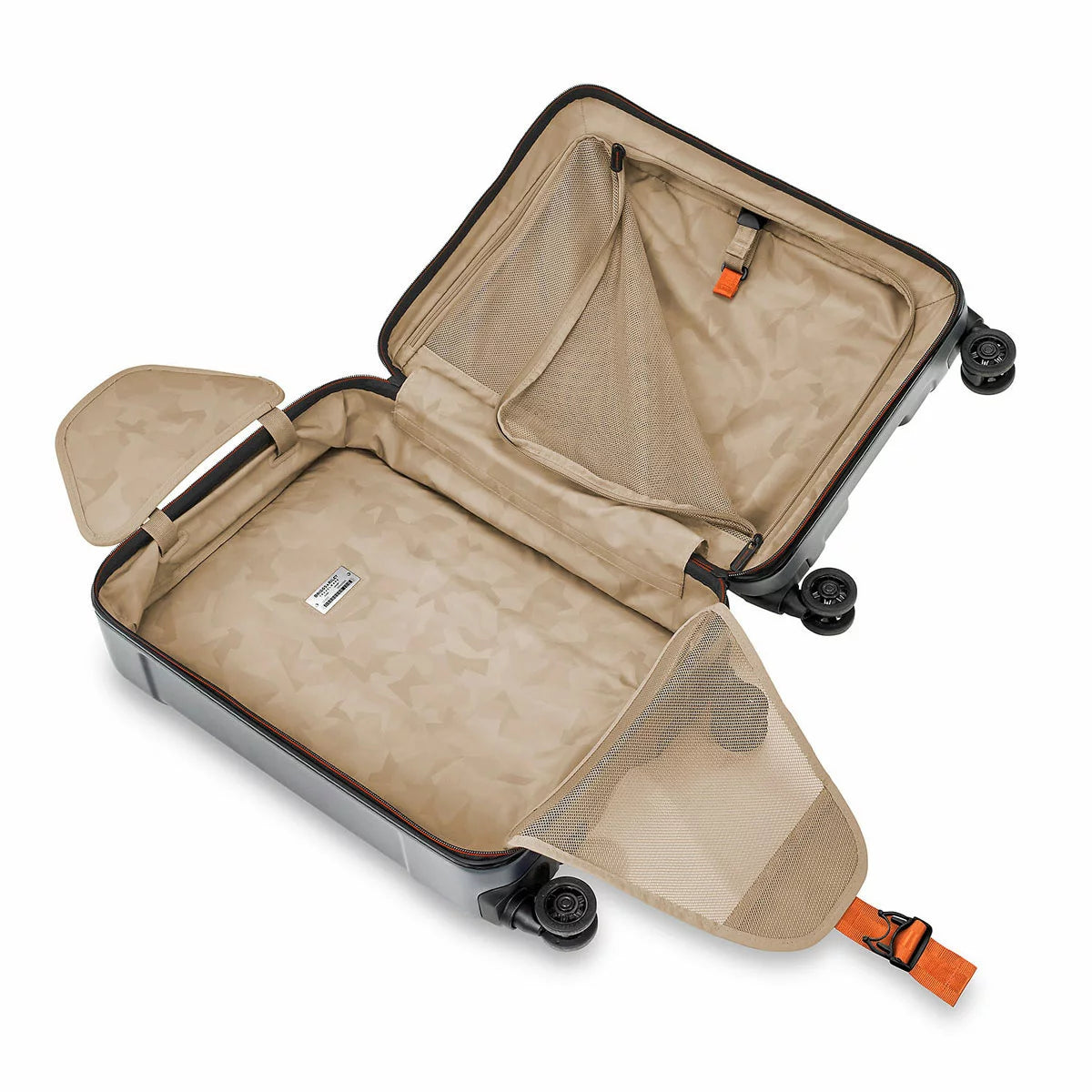 Briggs & Riley Torq International 53.3cm Global Carry-on Spinner Suitcase