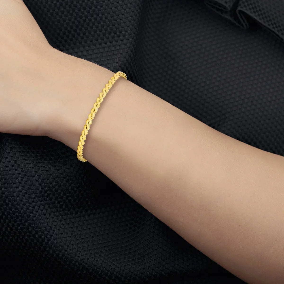 14ct Yellow Gold Serpentine Bracelet
