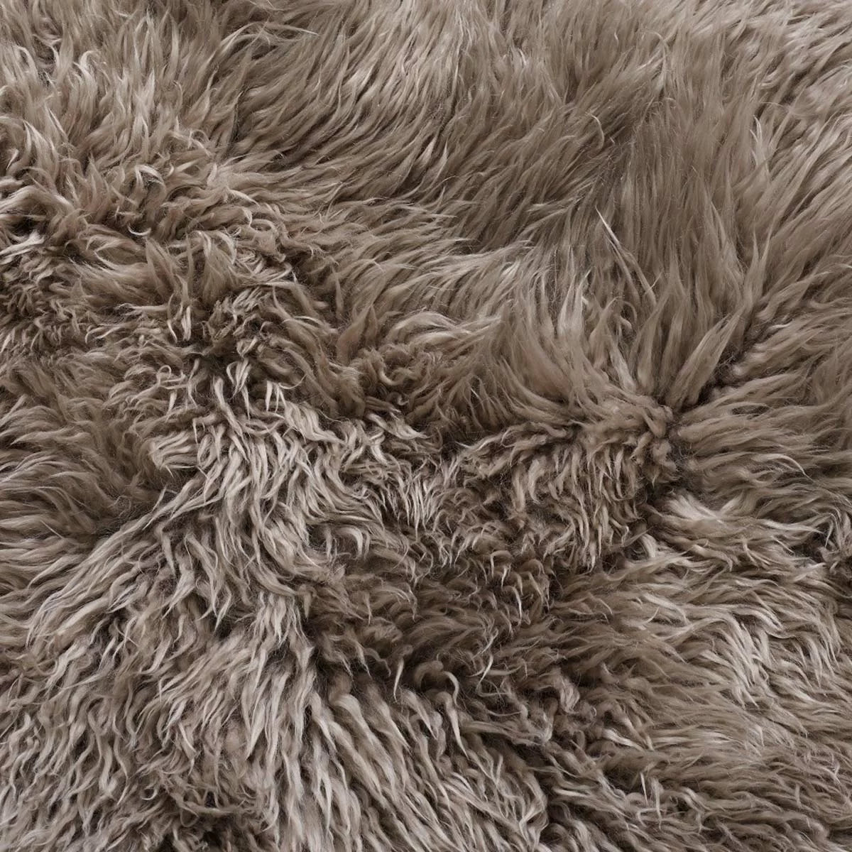 Bowron Back Country Sheepskin Rug, 60 x 90 cm