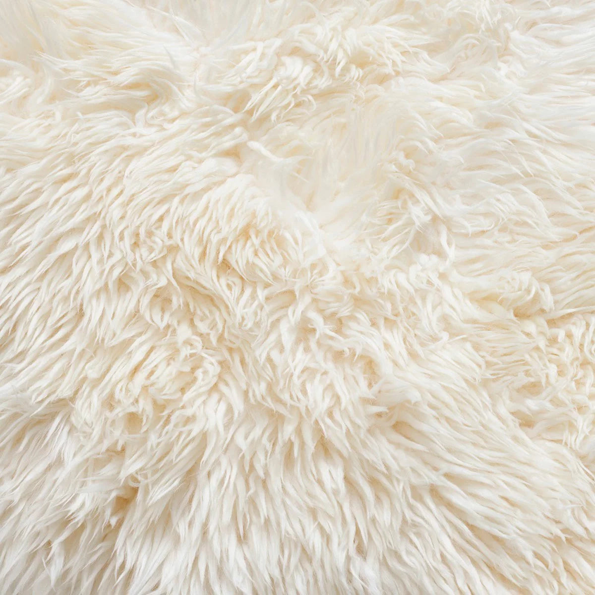Bowron Back Country Sheepskin Rug, 60 x 90 cm