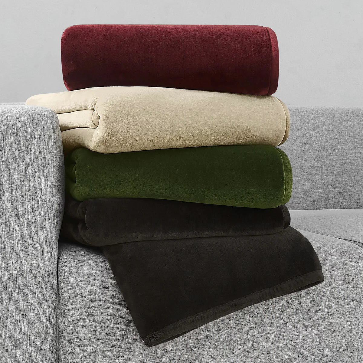 Coco Plush Throw, 152 x 177 cm
