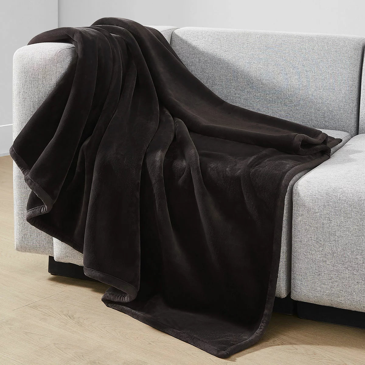 Coco Plush Throw, 152 x 177 cm