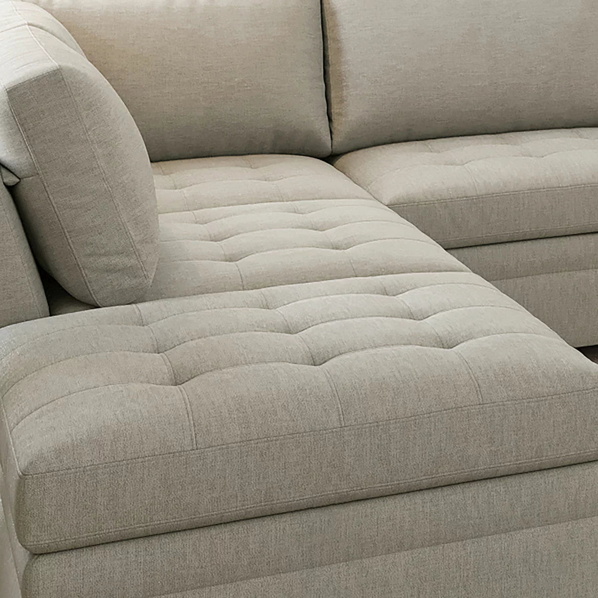 Thomasville Tisdale Beige 6 Piece Modular Fabric Sofa
