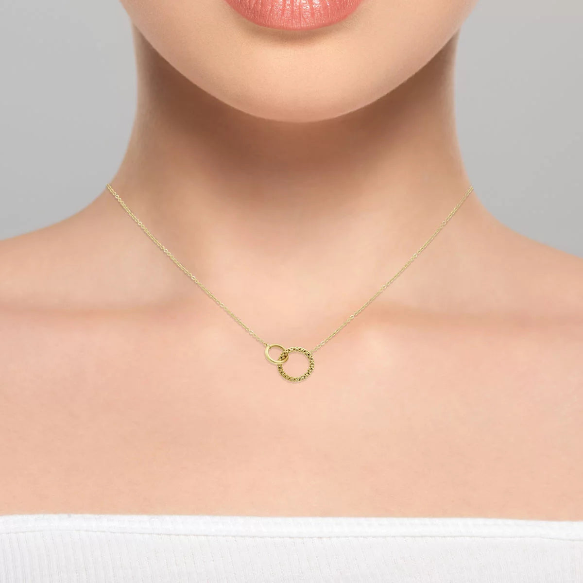 14ct Yellow Gold Textured Interlocking Hoop Necklace