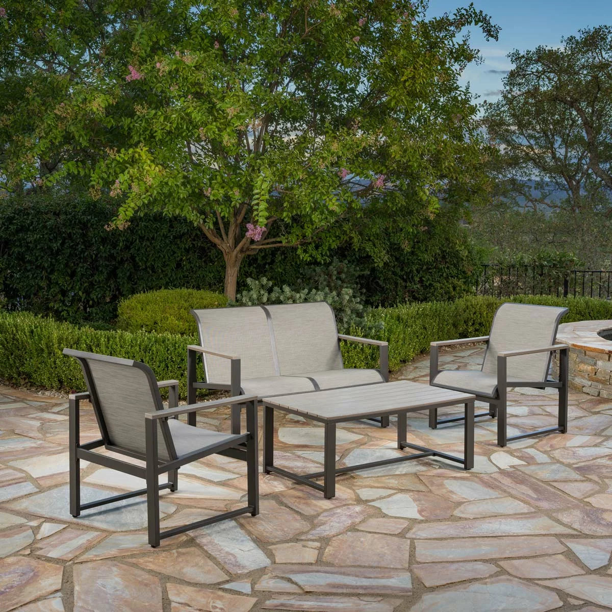 Sunvilla Helio 4 Piece Sling Patio Set + Cover