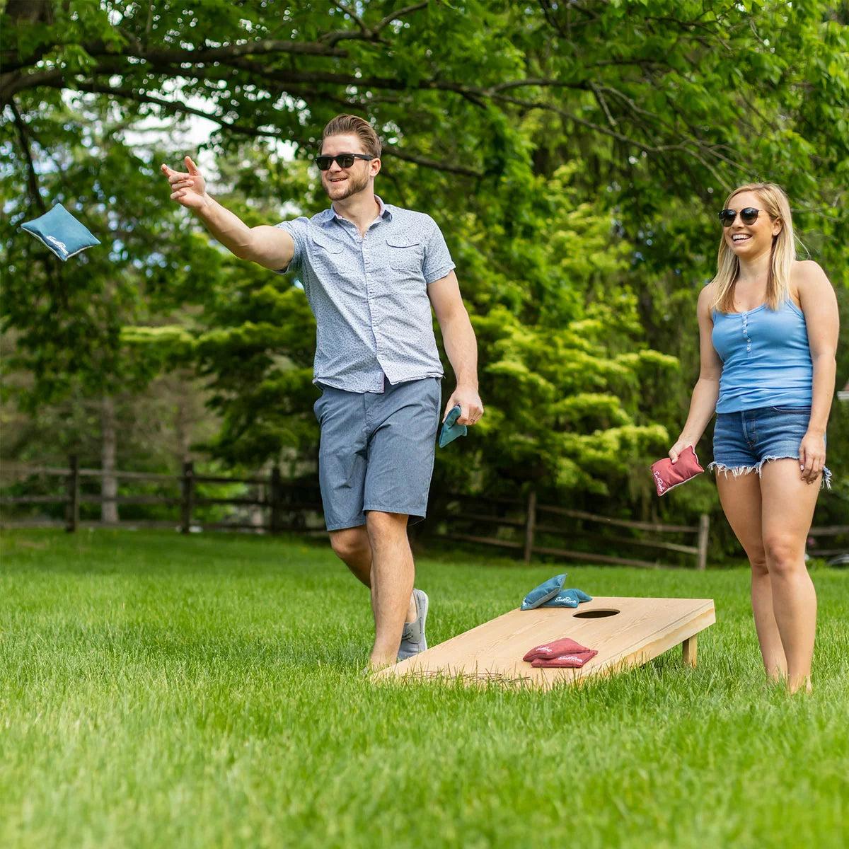 Eastpoint Wooden Heritage Cornhole Set with 8 Bean Bags