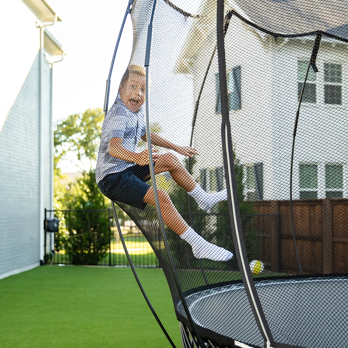 Springfree 13ft Round Jumbo Trampoline