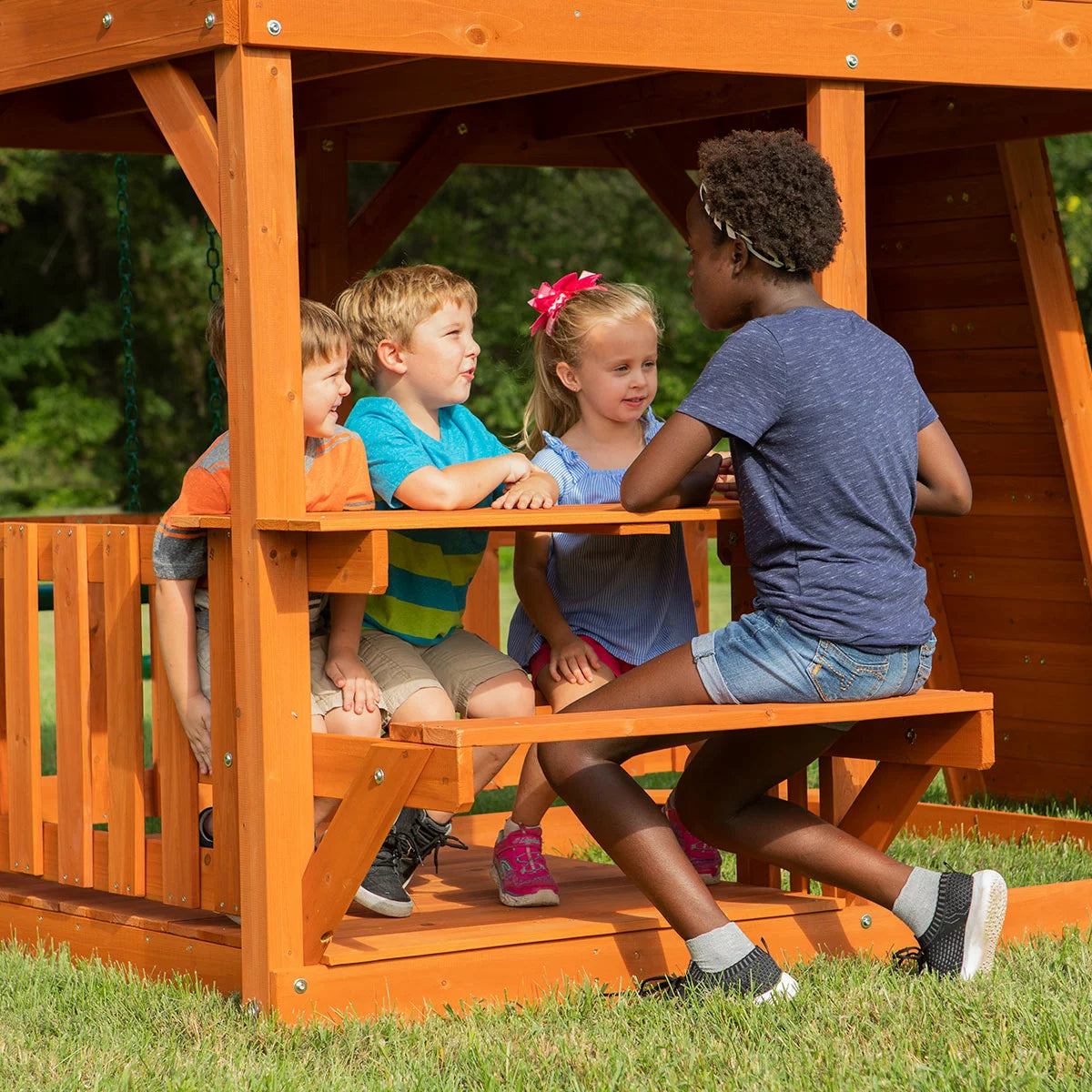 Backyard Discovery Skyfort II Playcentre (3-10 Years)