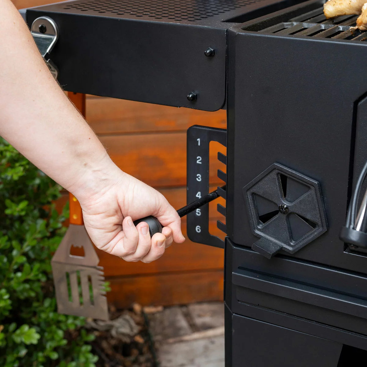 Masterbuilt 36" (91.4cm) Charcoal BBQ Barbecue